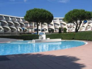 Apartamento en residencia : 4/4 personas - piscina - vistas a mar - port camargue  gard  languedoc-rosellon  francia