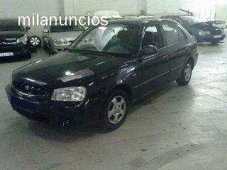 se vende hyundai accent gasolina año 2001