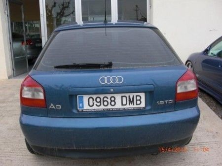 AUDI A3  1.9TDI ATTRACTION 130 - Huesca