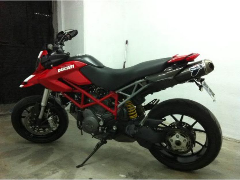 Ducati Hypermotard 796