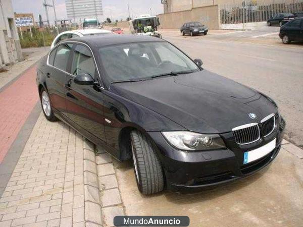 BMW 325 i Aut.