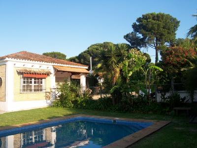 Punta Umbria Villa With Private Pool