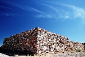 VENDO PIEDRA DE SIERRA IDEAL PARA CONSTRUIR CHALETS Y CASAS DE CAMPO