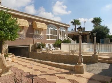 Chalet con 5 dormitorios se vende en Ciudad Quesada, Costa Blanca