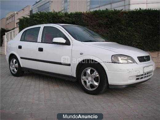 Opel Astra 1.6 CLUB