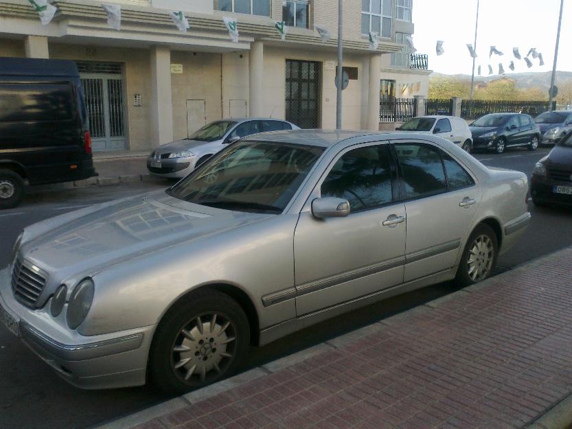 Coche mercedes e-320 elegance  diesel año 2oo1