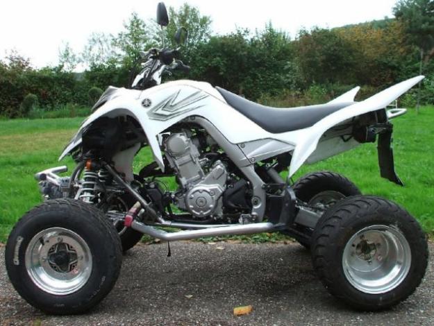 Quad Yamaha YFM 700 R