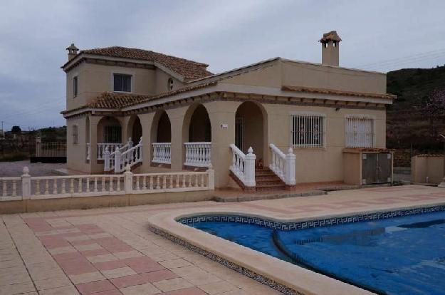 Chalet en venta en Hondón de las Nieves, Alicante (Costa Blanca)