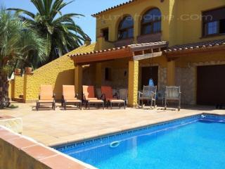 Villa : 12/14 personas - piscina - vistas a mar - ampuriabrava  girona (provincia de)  cataluna  espana