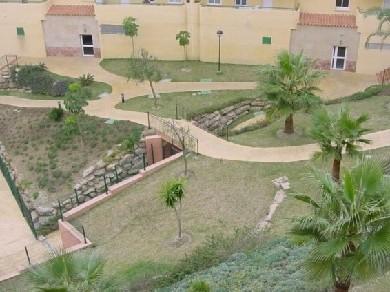 Apartamento con 2 dormitorios se vende en Fuengirola, Costa del Sol