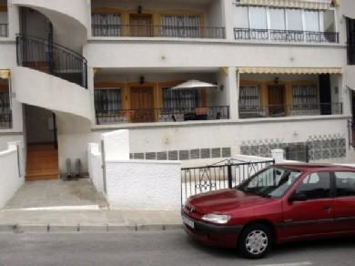 Apartamento con 2 dormitorios se vende en Villamartin, Costa Blanca