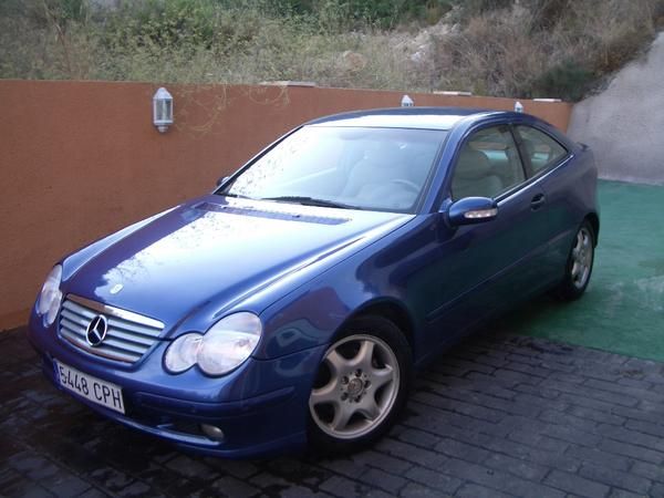 MERCEDES 220 CDI COUPE