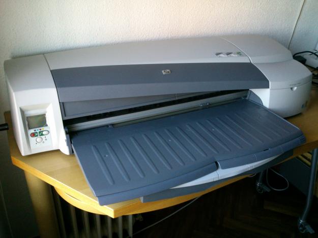 Se vende plotter a1+ hp designjet 110 plus. perfecto estado. solo usado en pfc