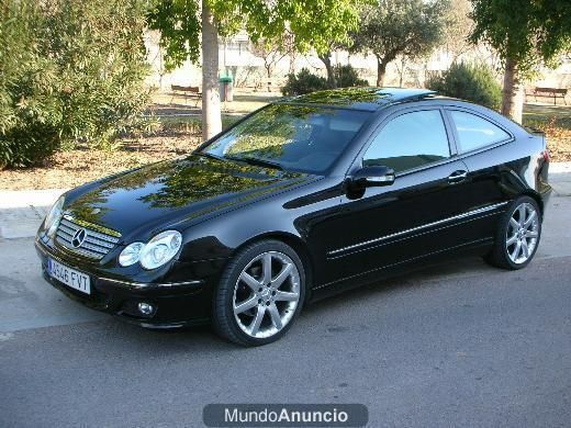 2005 MERCEDES-BENZ Clase C C 220 CDI SPORTCOUPE SPORT EDITION