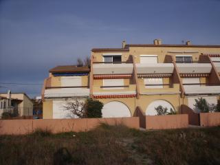 Apartamento en residencia : 5/5 personas - vistas a mar - marseillan  herault  languedoc-rosellon  francia