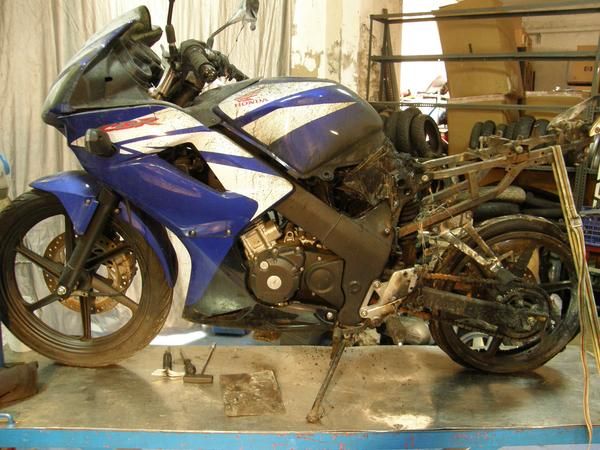 Despiece  HONDA CBR 125