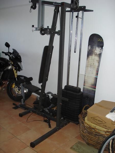 Vendo maquina de musculación