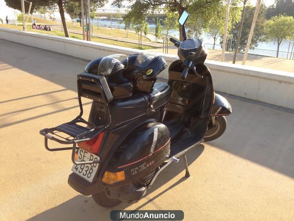 Vendo VESPA TX 200 negra por poco uso en perfecto estado.