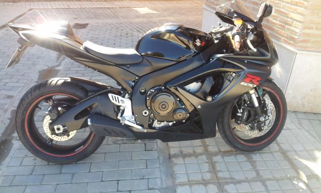 Suzuki gsxr600 black edition