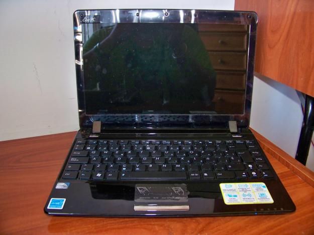 Se vende notebook Asus de 12