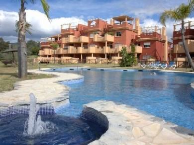 Apartamento con 2 dormitorios se vende en Marbella, Costa del Sol