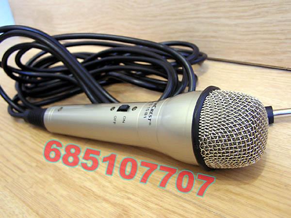 Microfono dinamico ideal para karaoke con 5 metros de cable