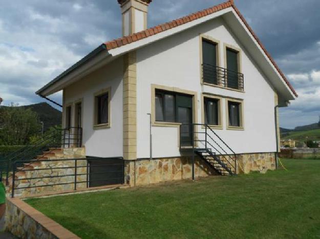 Chalet en Argoños