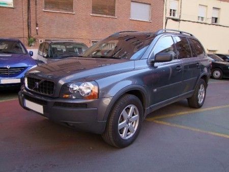 VOLVO XC 90 D5 KINETIC 185 CV - Madrid