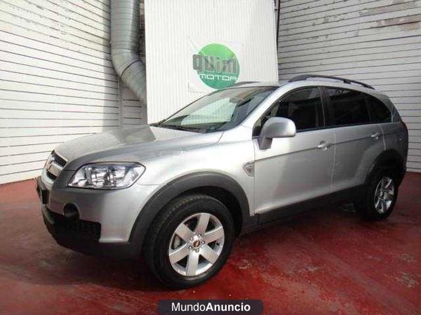 Chevrolet Captiva LT 7 PLAZAS 4WD 1 AÑO DE GARA