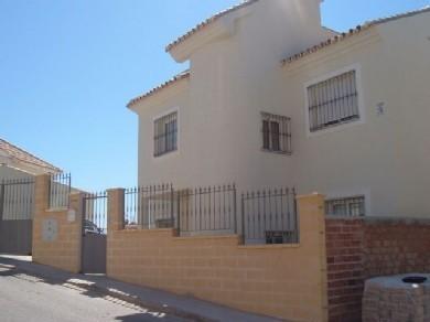 Chalet con 3 dormitorios se vende en Mijas Costa, Costa del Sol