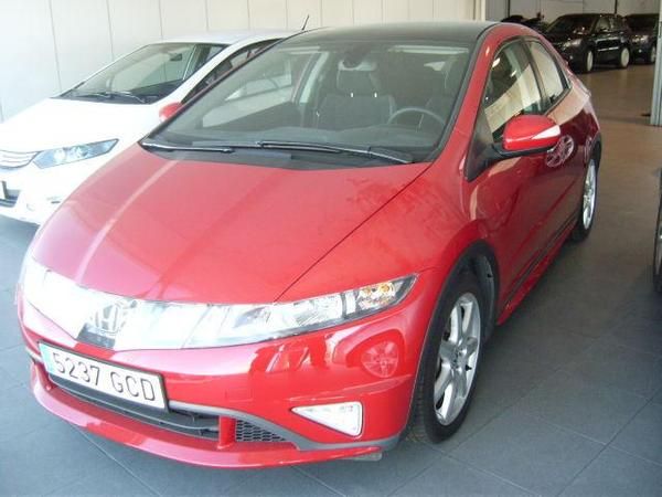 se vende honda civic executive 2,2ictdi140cv diesel