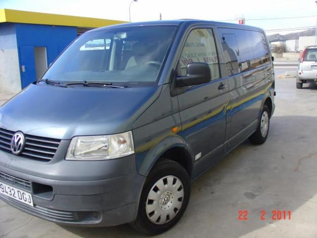 Volkswagen Transporter T5-Shuttle