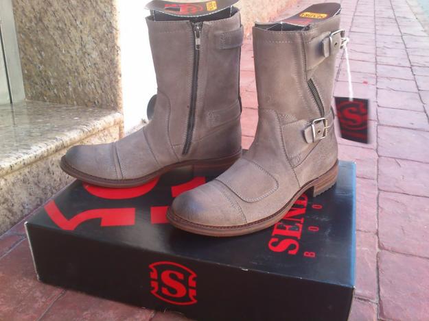 Botas sendra de hombre nuevas t.42