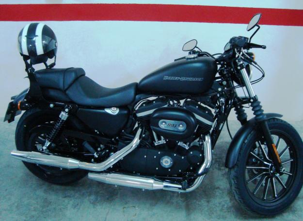 Harley davidson sportster iron 883