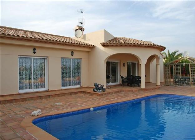 Chalet en venta en Nucia (la), Alicante (Costa Blanca)