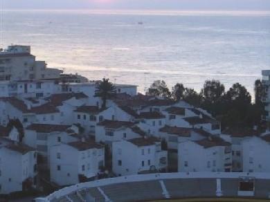 Apartamento con 2 dormitorios se vende en Estepona, Costa del Sol