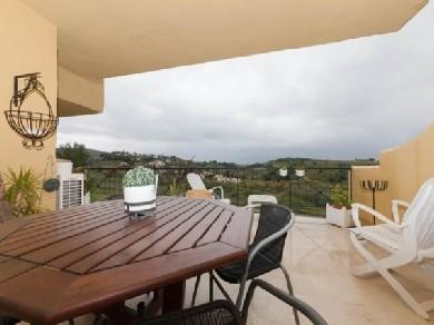 Apartamento con 2 dormitorios se vende en Estepona, Costa del Sol