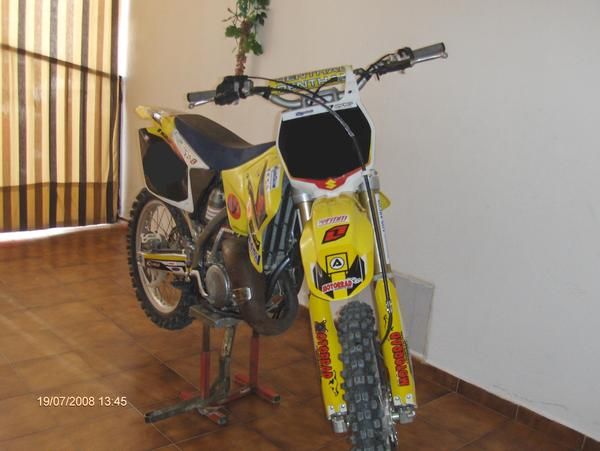 SE VENDE SUZUKI RM 125 AÑO 2008