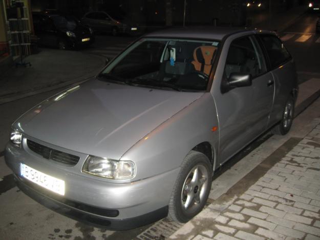 VENDO SEAT IBIZA 1.6 SPORT GASOLINA