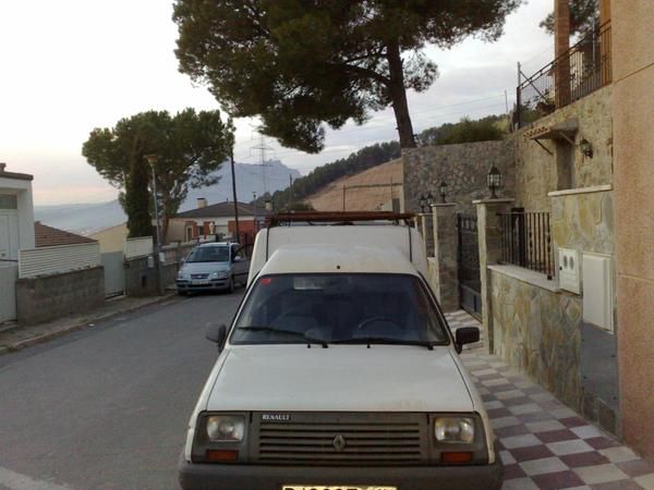 VENDO RENAULT EXPRESS 1.4CC DE GASOLINA