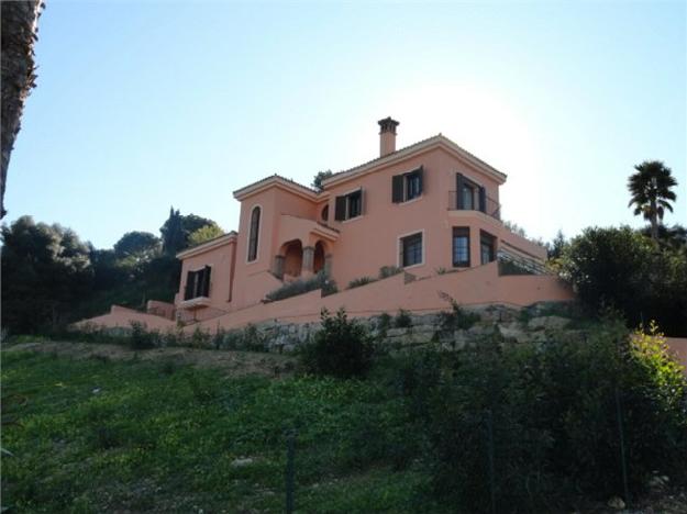 Villa en Sotogrande, vistas panorámicas a las zonas verdes