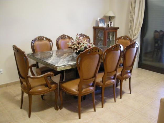 VENDO COMEDOR COMPLETO ESTILO COLONIAL