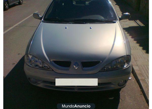 SE VENDE RENAULT MEGANE COUPE