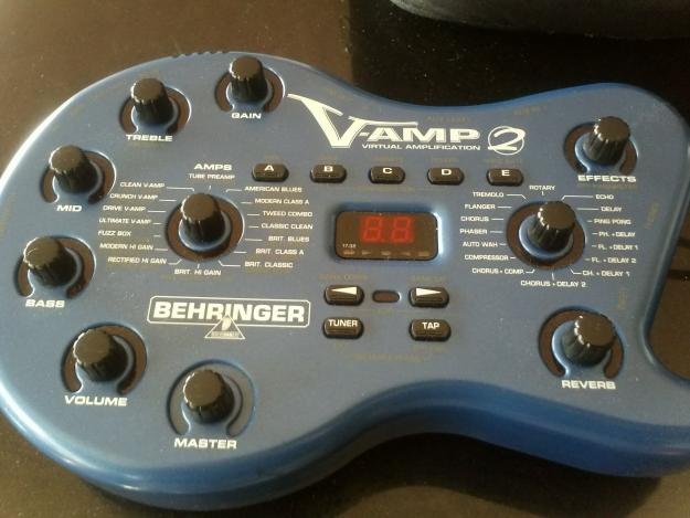 Behringer V-Amp2