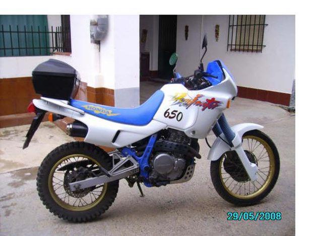 HONDA DOMINATOR 650cc