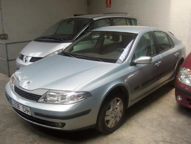 Venta de coche Renault LAGUNA 1.9 DCI 120CV EXPRESSION '03 en Huesca