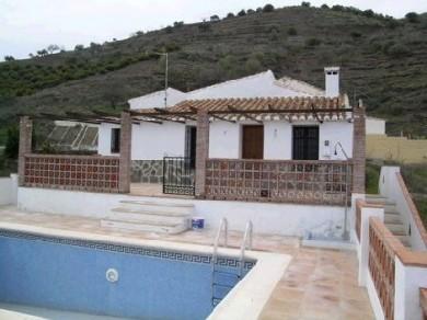 Chalet con 3 dormitorios se vende en Competa, Axarquia