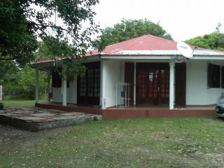 Estudio : 2/4 personas - sainte anne (guadalupe)  grande terre  guadalupe