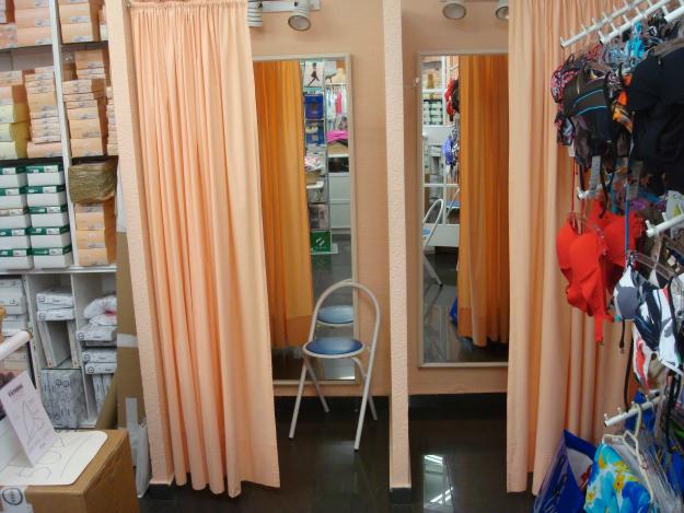 TIENDA  DE MODA SRA.  BAÑO, LENCERIA Y CORSETERIA