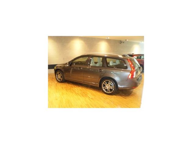 VOLVO V50 1.6DRIVE 1.6DRIVE SUMMUM